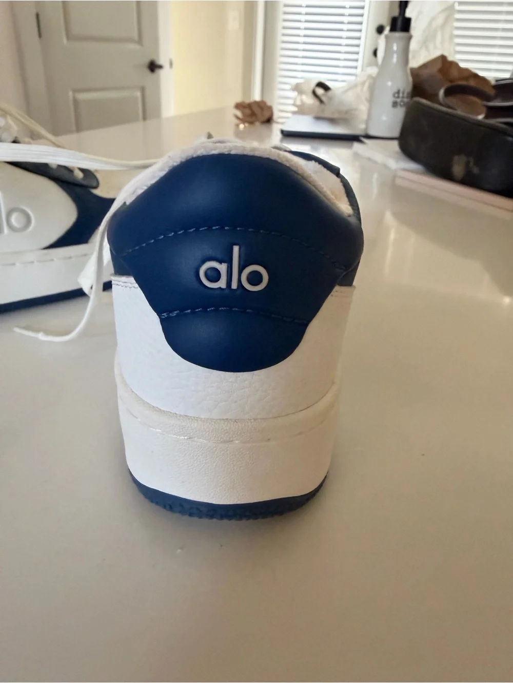 ALO Yoga sporty kids